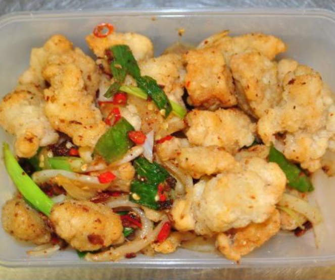 019e. Chicken Balls with Salt & Peppers